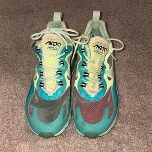 Nike Women’s Sneakers - Teal and Yellow (Clear Toe Top)